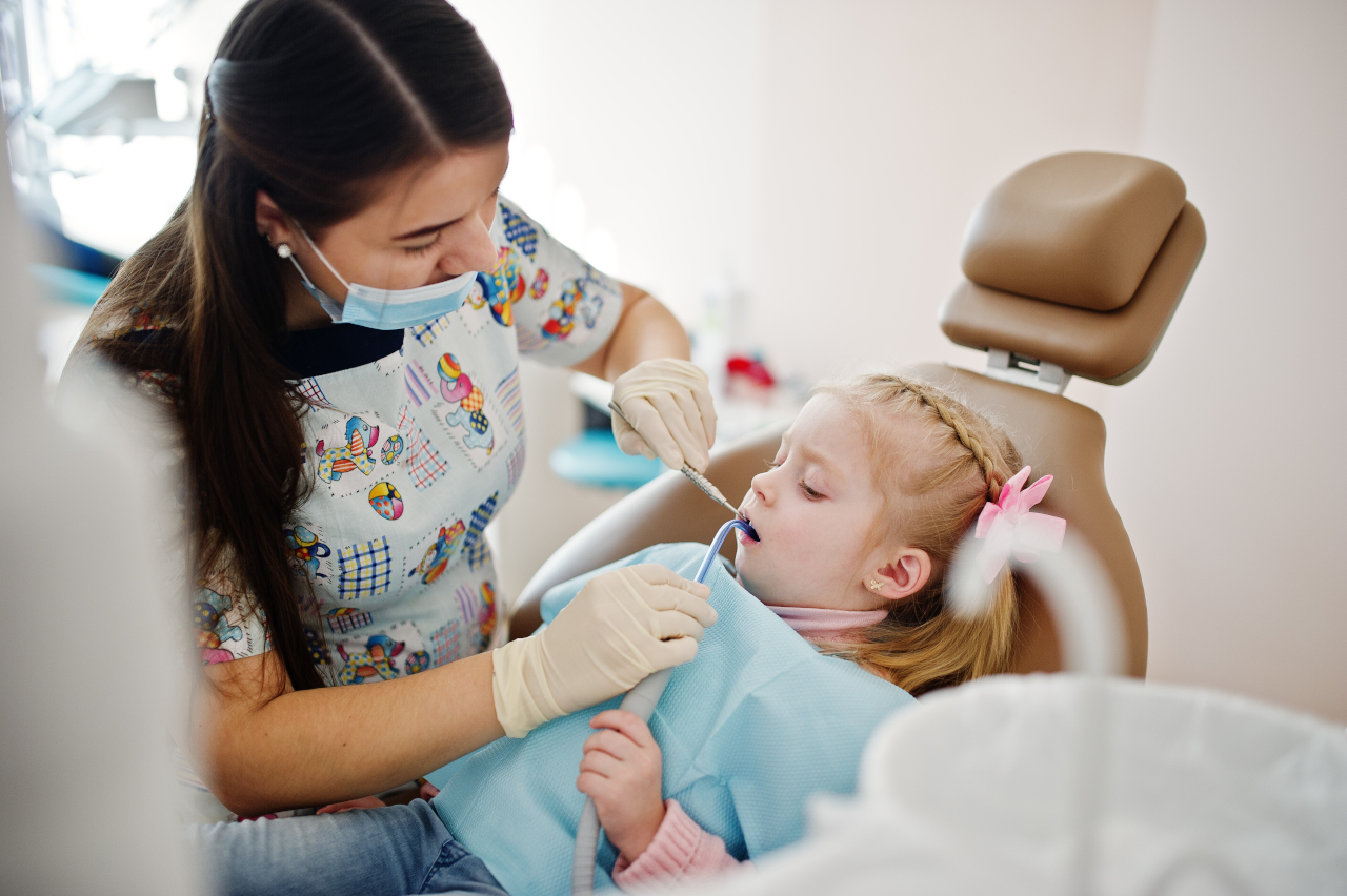 Cómo saber que tu hijo necesita ortopedia dental